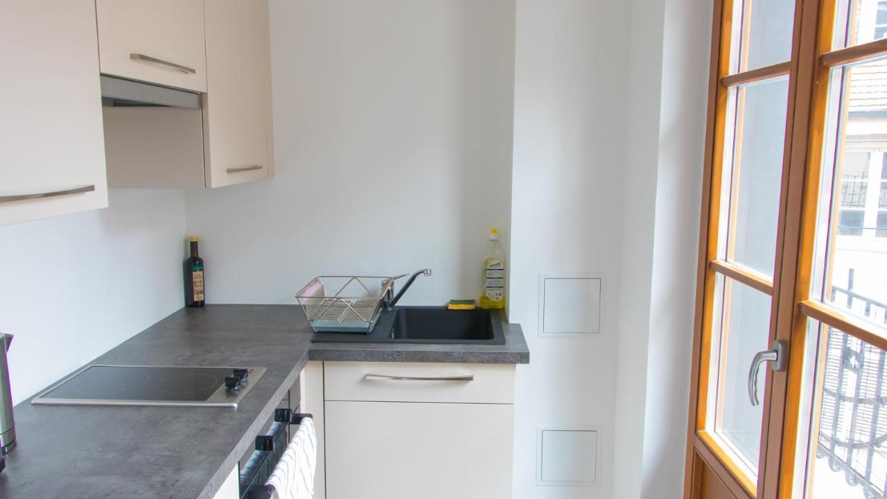 Les Appartements Rue Des Veaux - Quartier Cathedrale Strasbourg Exterior photo
