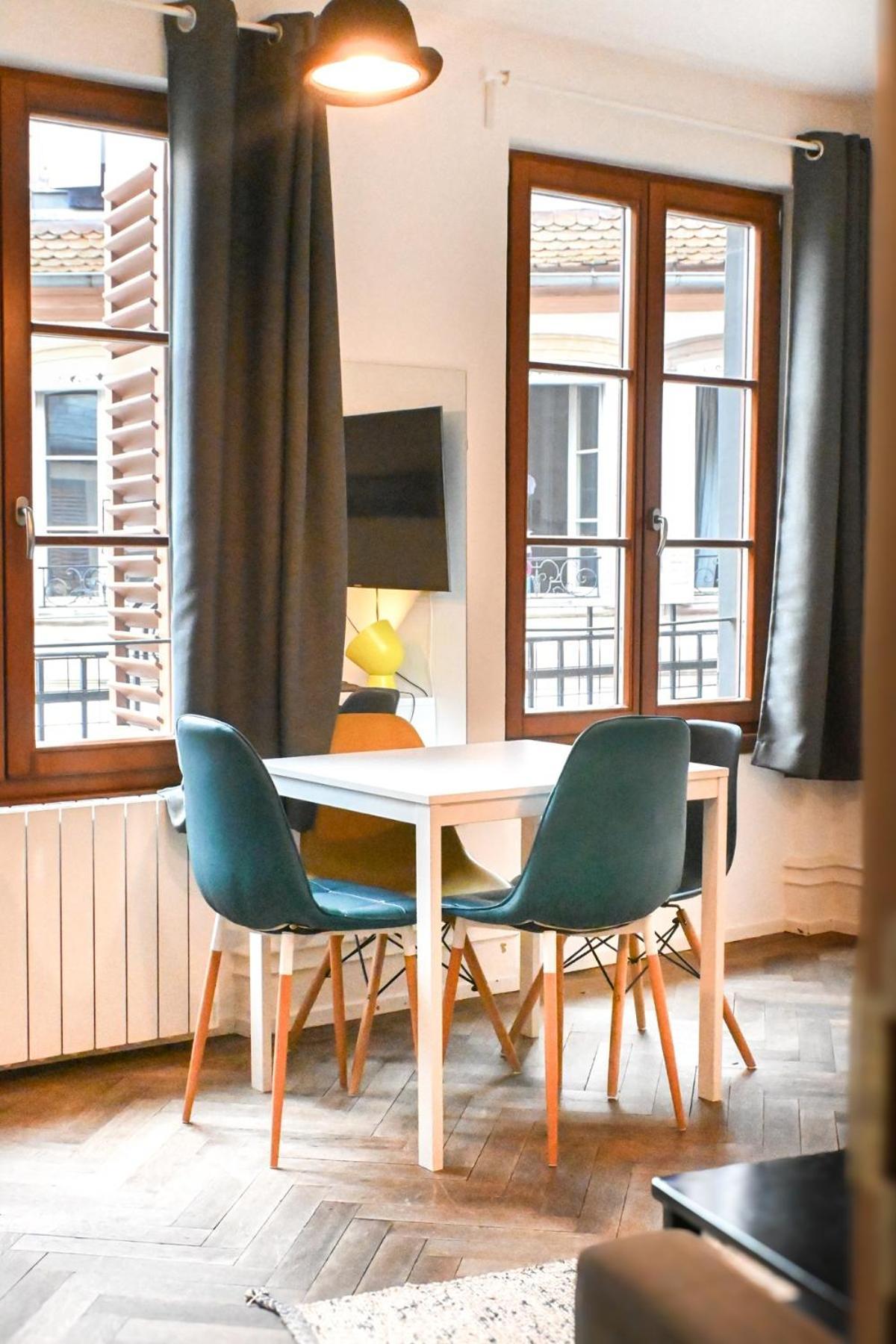 Les Appartements Rue Des Veaux - Quartier Cathedrale Strasbourg Exterior photo